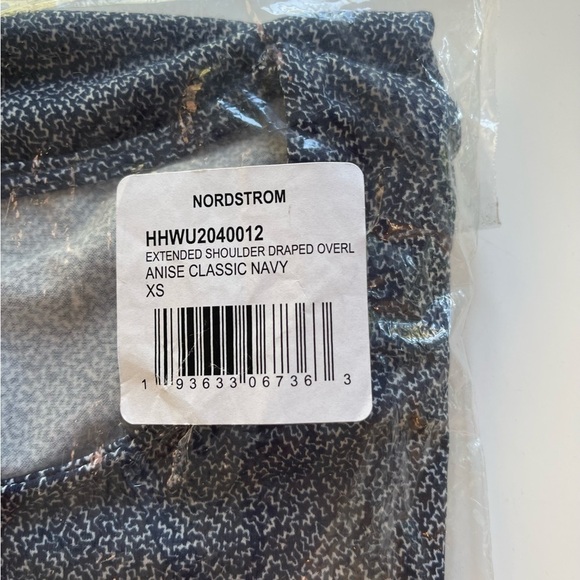 Nordstrom Halston Extended Shoulder Draped Front Dress Navy - XS - Picture 2 of 4